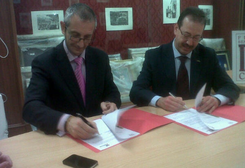 corinto-firma-convenio-con-AEHCOS