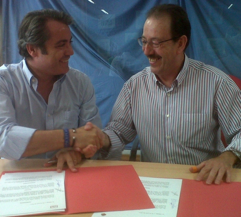 Gutiérrez y Jódar sellan el acuerdo.